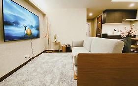 Cherry Blooming Tokyo- All Suite Boutique Hotel 东京伊樱里-中央区全套房艺术酒店